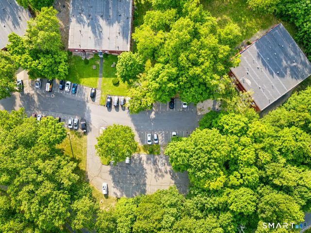 10 Woodsedge Drive 6A, Newington, CT 06111