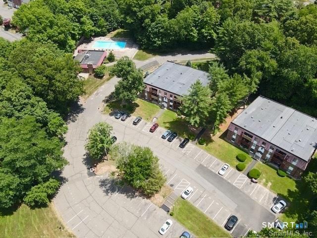 10 Woodsedge Drive 6A, Newington, CT 06111