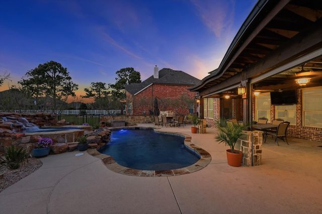 1110 Durango Circle, Shady Shores, TX 76208