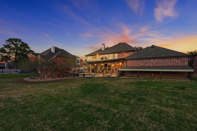 1110 Durango Circle, Shady Shores, TX 76208