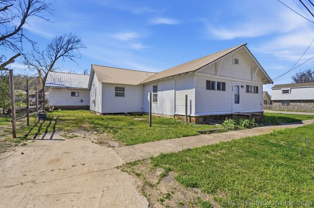123 7th Street, Barnsdall, OK 74002