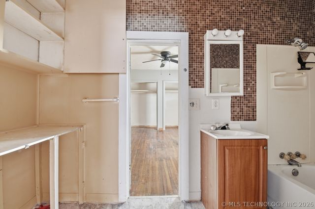 123 7th Street, Barnsdall, OK 74002