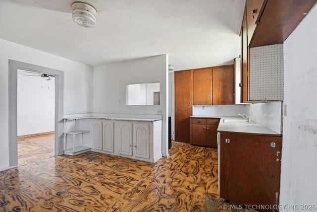 123 7th Street, Barnsdall, OK 74002