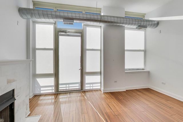 1001 W MADISON Street 704, Chicago, IL 60607