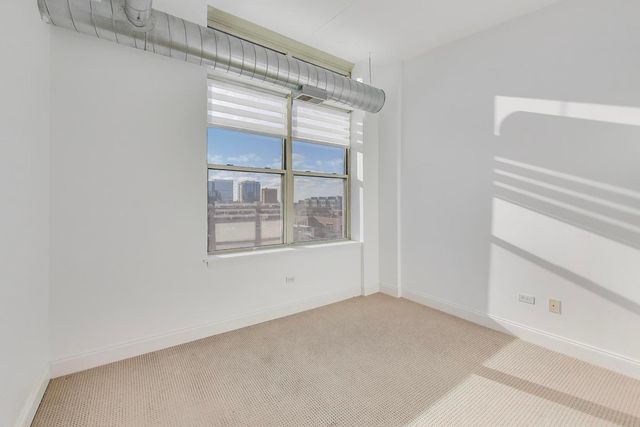 1001 W MADISON Street 704, Chicago, IL 60607