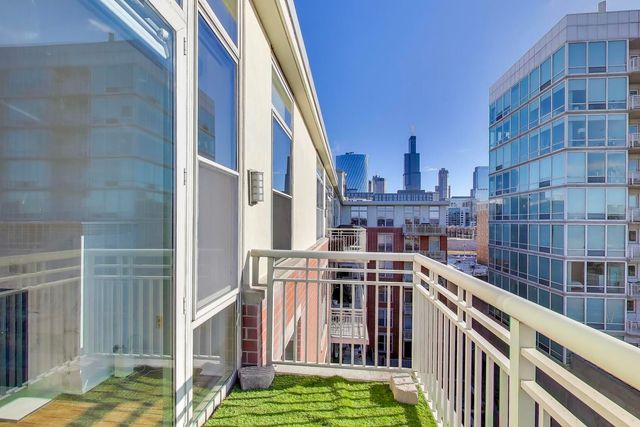 1001 W MADISON Street 704, Chicago, IL 60607