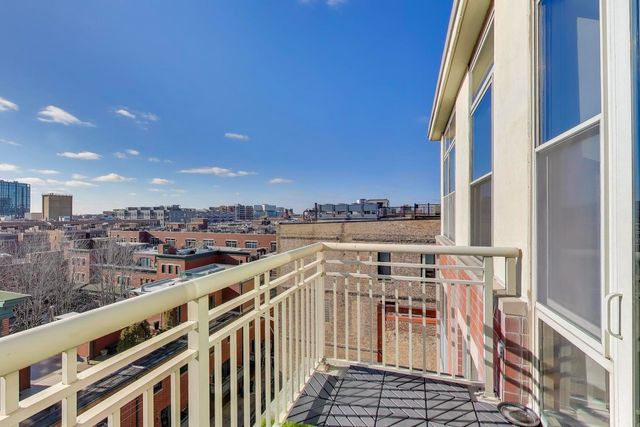 1001 W MADISON Street 704, Chicago, IL 60607