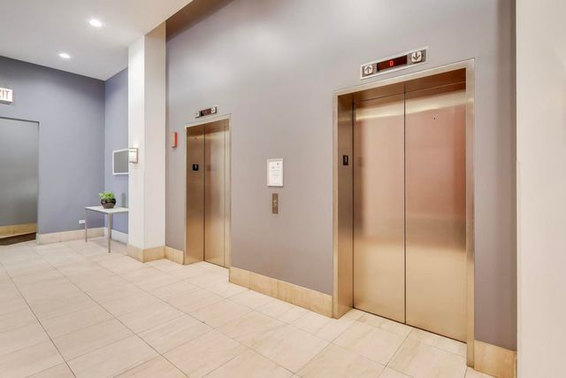 1001 W MADISON Street 704, Chicago, IL 60607