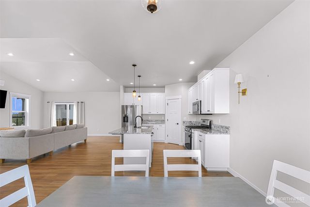1913 Benjamin Court, Lynden, WA 98264