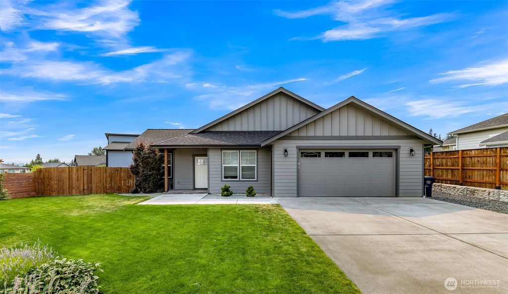 1913 Benjamin Court, Lynden, WA 98264