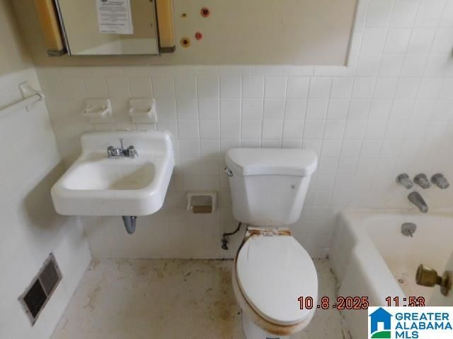 827 60TH STREET, Fairfield, AL 35064