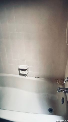 102 Audrey Alene Dr., San Antonio, TX 78216