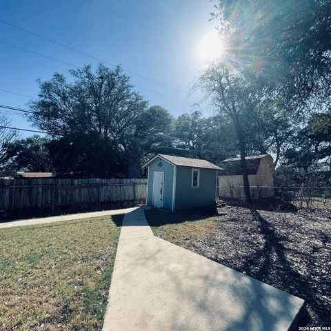 102 Audrey Alene Dr., San Antonio, TX 78216