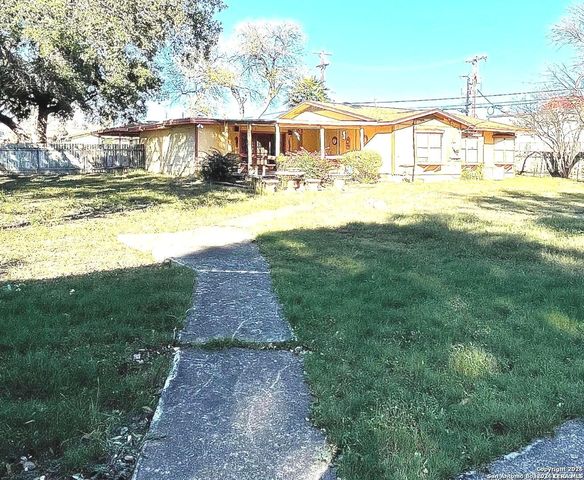 102 Audrey Alene Dr., San Antonio, TX 78216