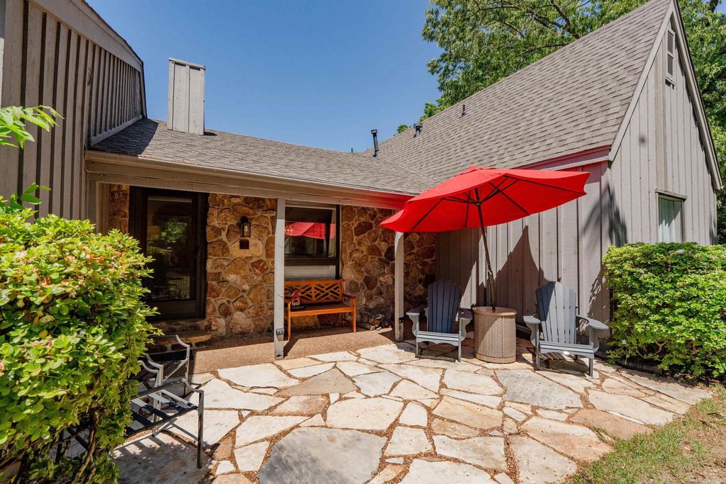 402 Orchard Court, Heber Springs, AR 72543
