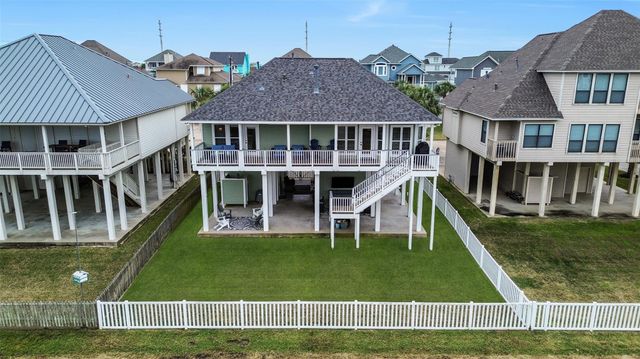 13602 Windlass Circle, Galveston, TX 77554