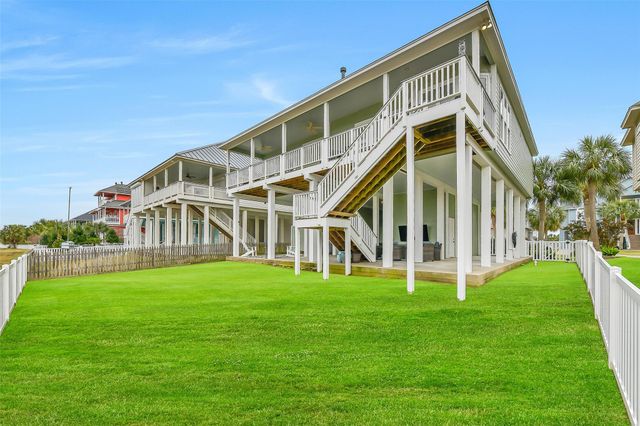 13602 Windlass Circle, Galveston, TX 77554