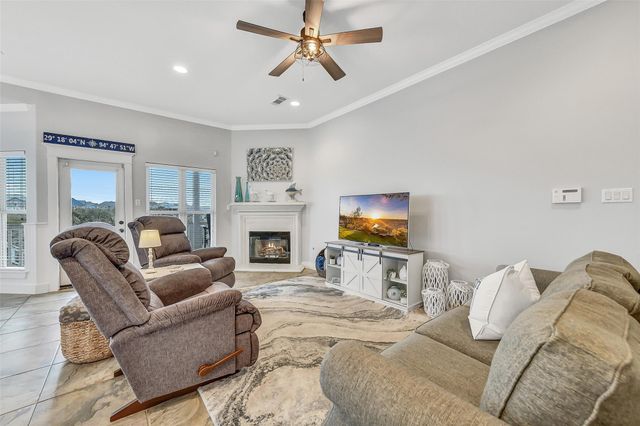 13602 Windlass Circle, Galveston, TX 77554