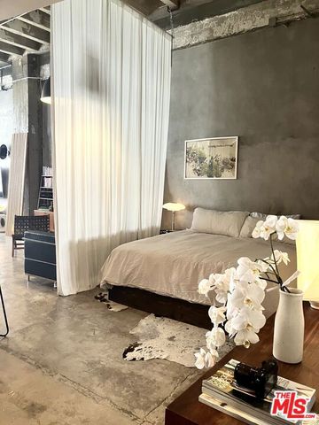 711 S Olive Street 203, Los Angeles, CA 90014