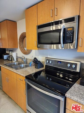 711 S Olive Street 203, Los Angeles, CA 90014