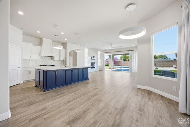 1509 Renoir Avenue, Bakersfield, CA 93314