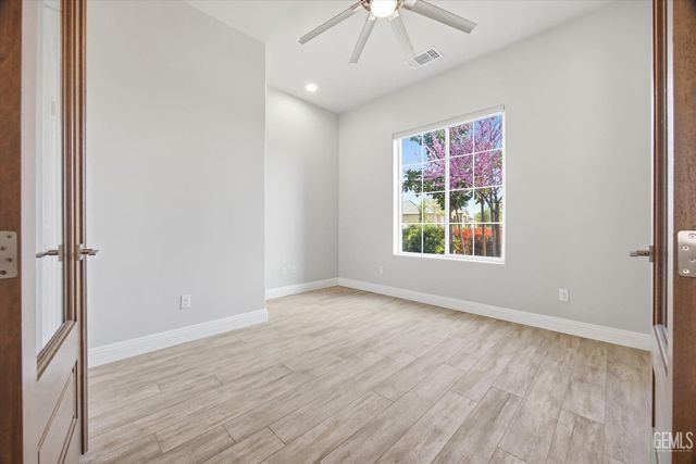 1509 Renoir Avenue, Bakersfield, CA 93314