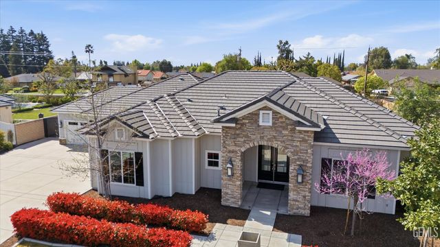 1509 Renoir Avenue, Bakersfield, CA 93314