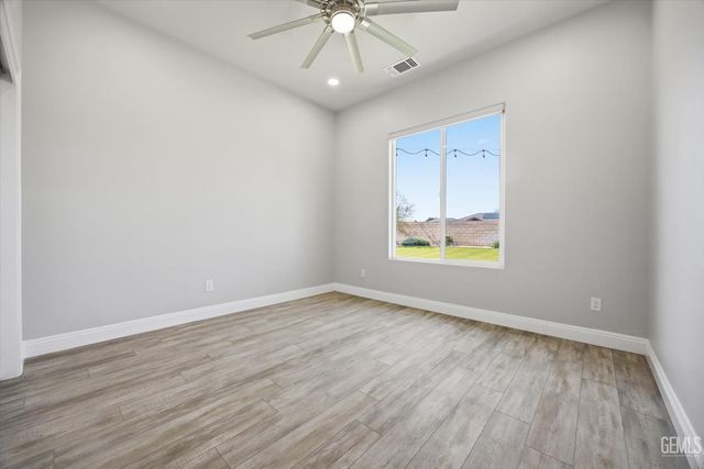 1509 Renoir Avenue, Bakersfield, CA 93314