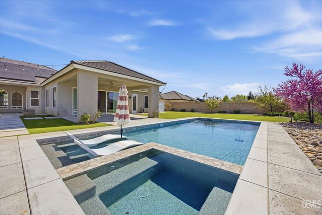 1509 Renoir Avenue, Bakersfield, CA 93314