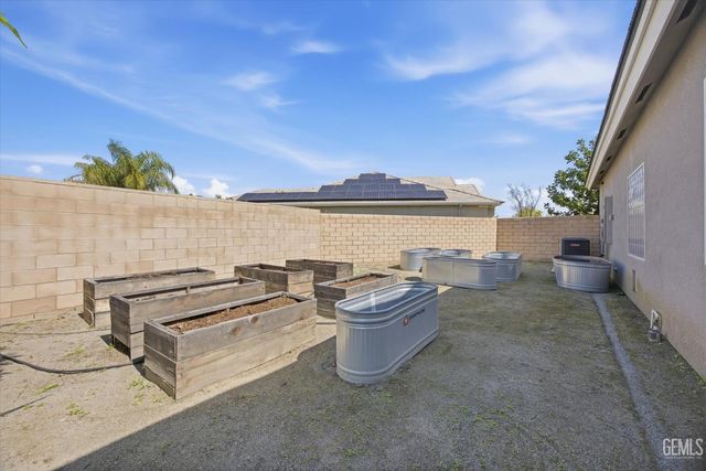 1509 Renoir Avenue, Bakersfield, CA 93314