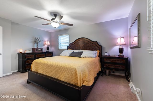 111 Hurstland Dr, Bardstown, KY 40004