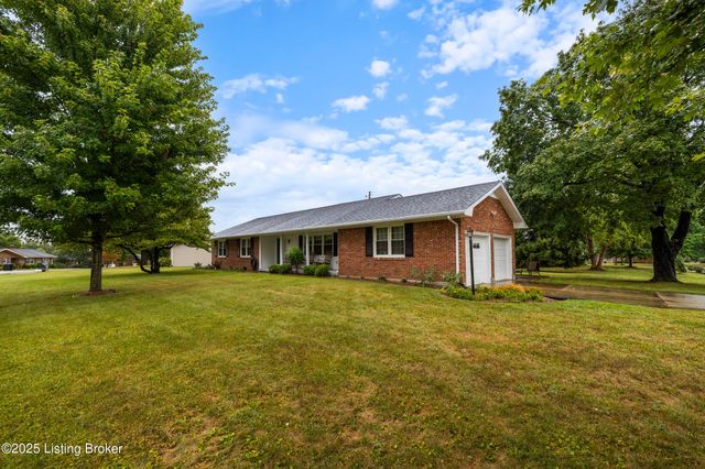 111 Hurstland Dr, Bardstown, KY 40004