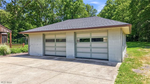 2258 Howland Wilson Road, Cortland, OH 44410
