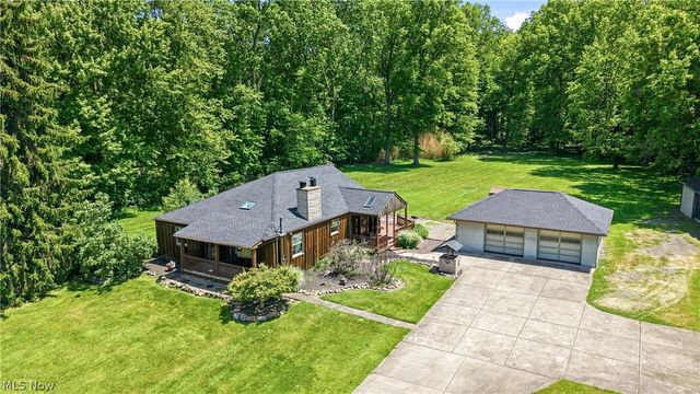 2258 Howland Wilson Road, Cortland, OH 44410