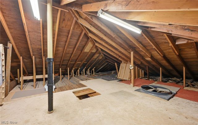 2258 Howland Wilson Road, Cortland, OH 44410