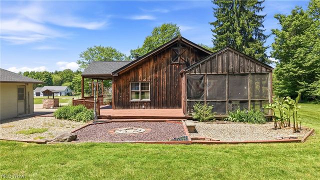2258 Howland Wilson Road, Cortland, OH 44410