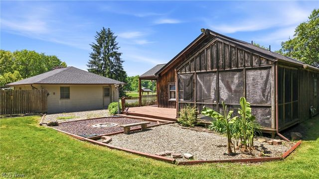 2258 Howland Wilson Road, Cortland, OH 44410