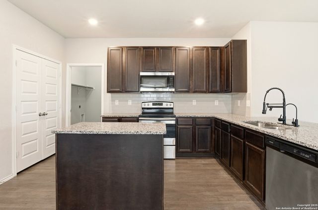 2430 Pink Pearl, San Antonio, TX 78224