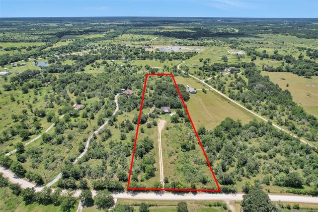 14822 County Road 229, Bedias, TX 77831