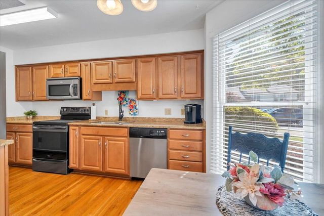 4646 Mill View CT, Roanoke, VA 24018