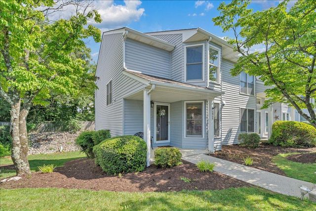 4646 Mill View CT, Roanoke, VA 24018