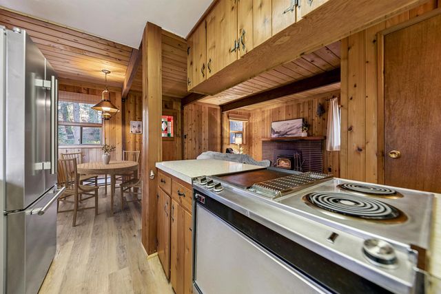 14527 Christie Lane, Truckee, CA 96161