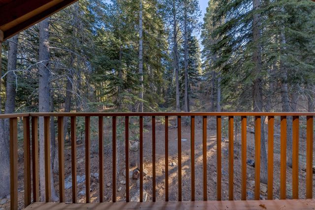 14527 Christie Lane, Truckee, CA 96161