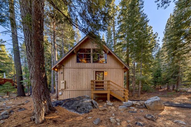 14527 Christie Lane, Truckee, CA 96161