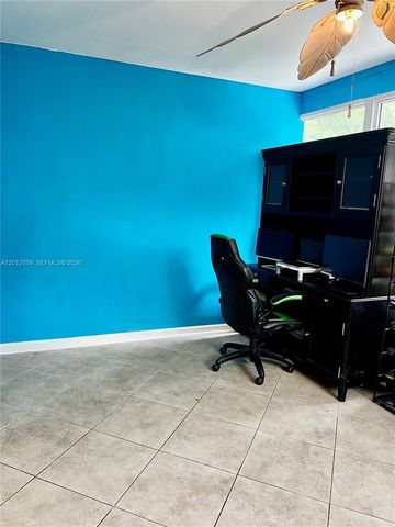 8350 NW 27th Pl, Sunrise, FL 33322