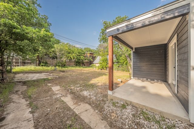 5608 Birchman Avenue, Fort Worth, TX 76107