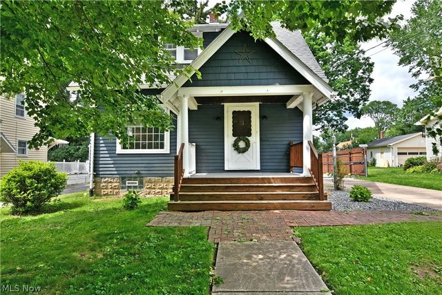 1735 Edgewood Street NE, Warren, OH 44483