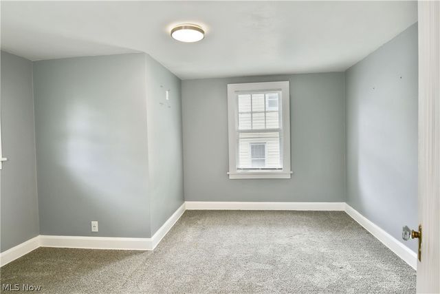 1735 Edgewood Street NE, Warren, OH 44483
