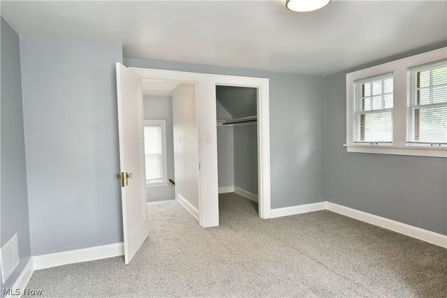 1735 Edgewood Street NE, Warren, OH 44483