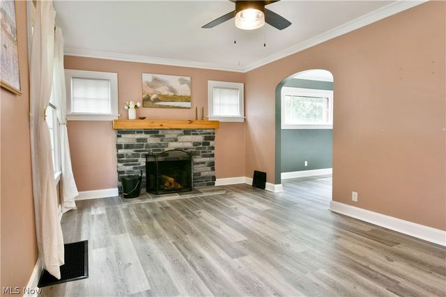 1735 Edgewood Street NE, Warren, OH 44483